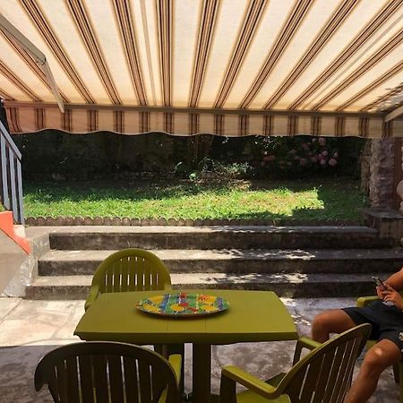 Joli Appartement Avec Terrasse Et Jardin - Vue Sur Montagne Bagnères-de-Bigorre Exteriér fotografie